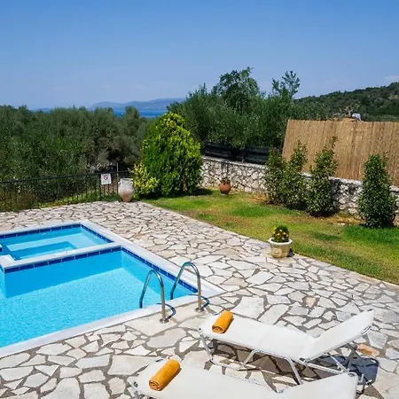 Eleni Villa